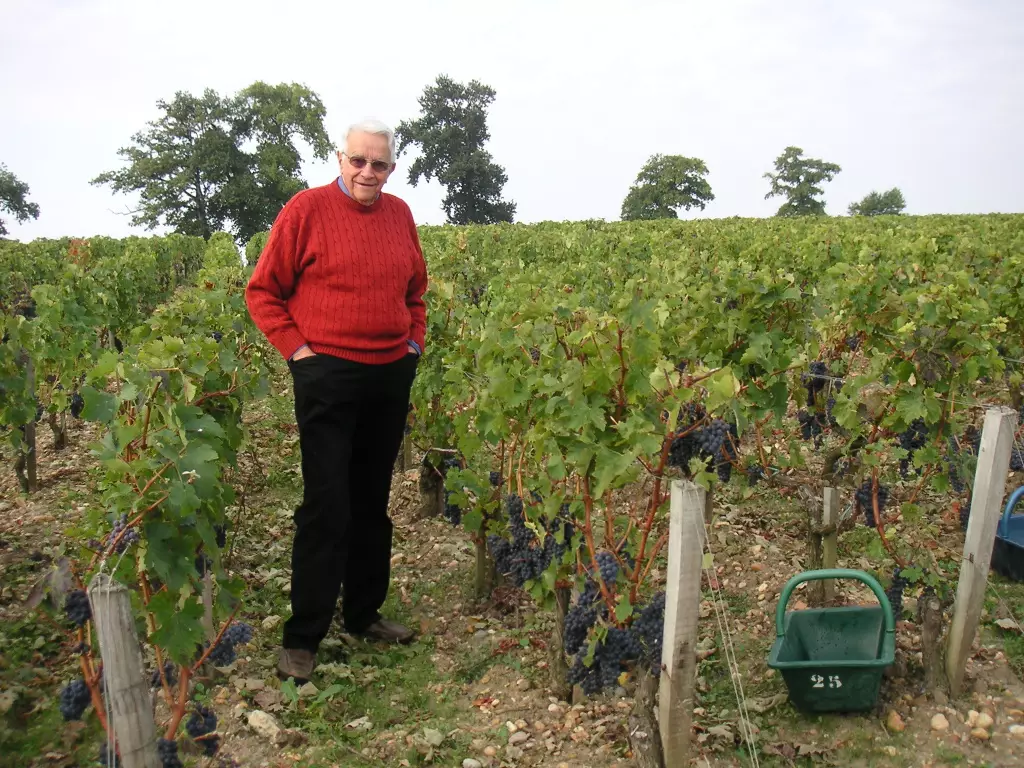 Jean Gautreau dans les vignes de Sociando-Mallet